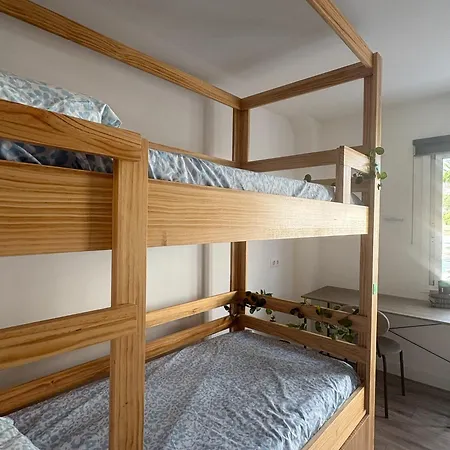 Auberge de jeunesse Canary Campus *